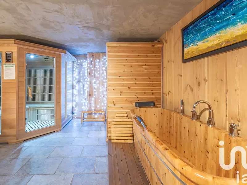 Maison, 288 m²