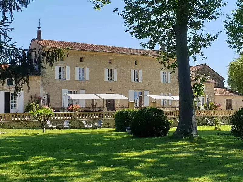 Maison, 495 m²