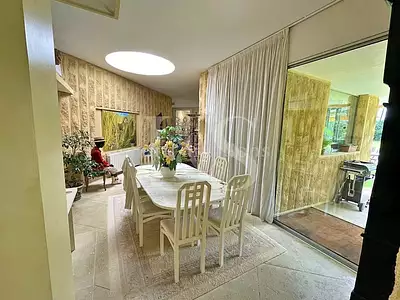Maison, 260 m²