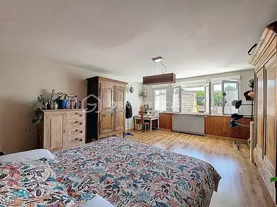 Maison, 252 m²