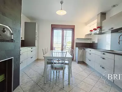 Maison, 167 m²