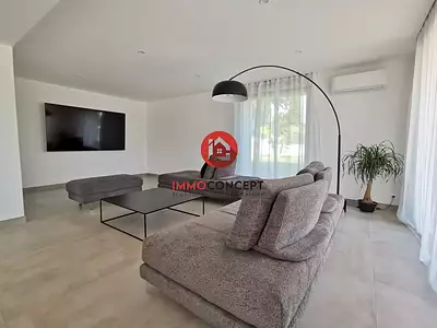 Maison, 220 m²