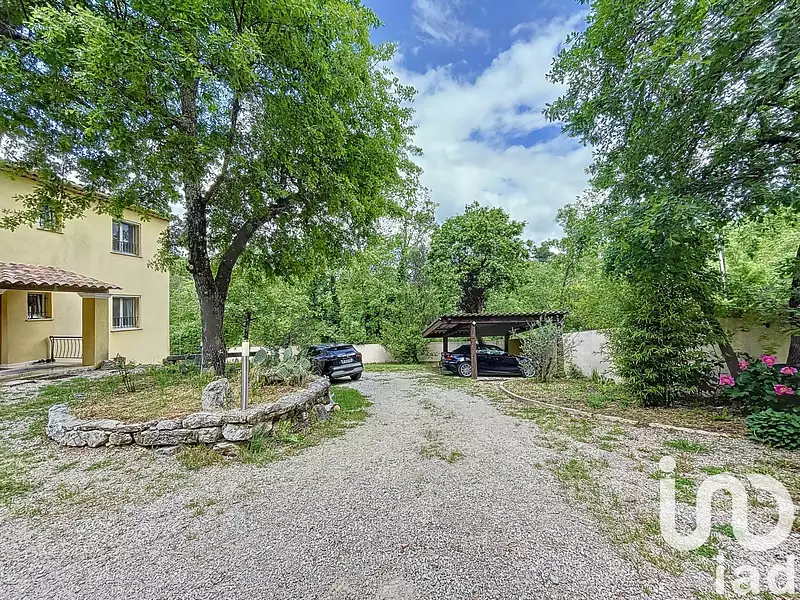 Maison, 212 m²