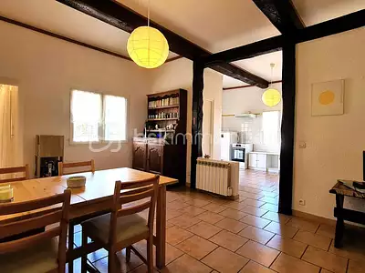 Maison, 248 m²
