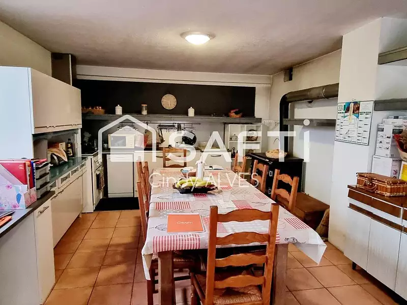 Maison, 310 m²