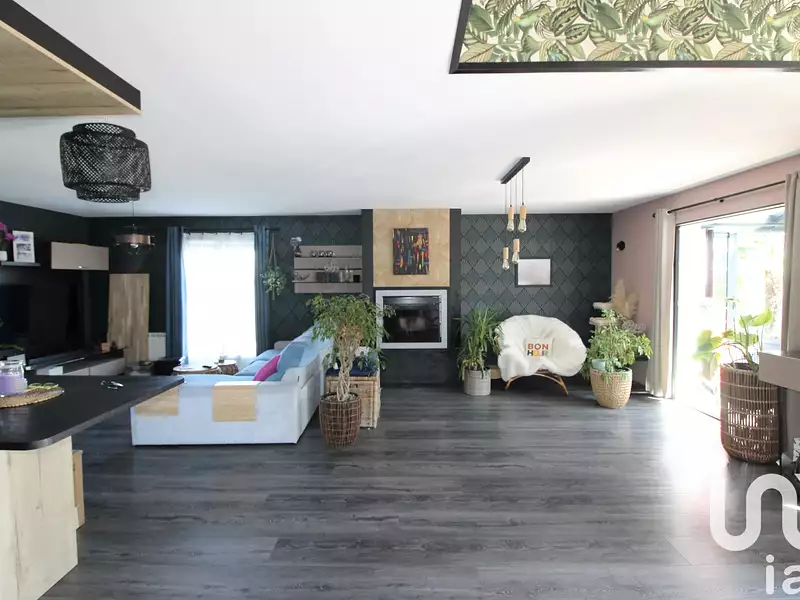 Maison, 157 m²