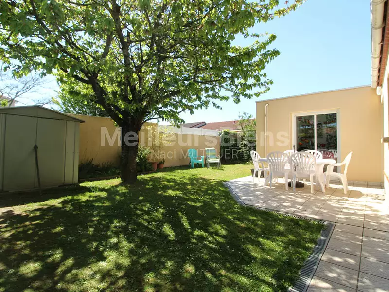 Maison, 83 m²