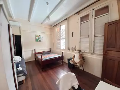 Maison, 255 m²