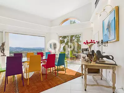 Maison, 289 m²
