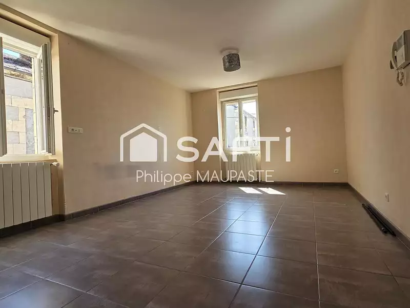 Immeuble, 200 m²