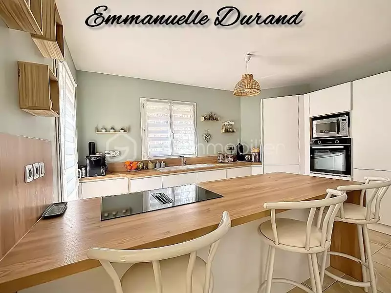 Maison, 145 m²
