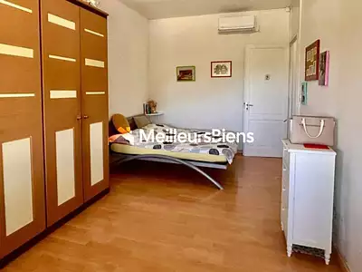Maison, 260 m²