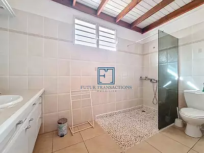 Maison, 161 m²