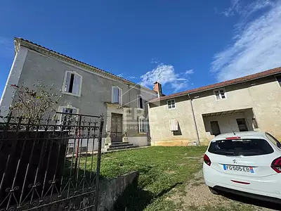Maison, 230 m²