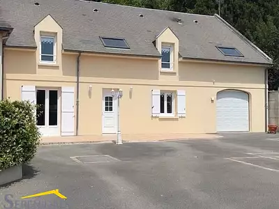 Maison, 165 m²