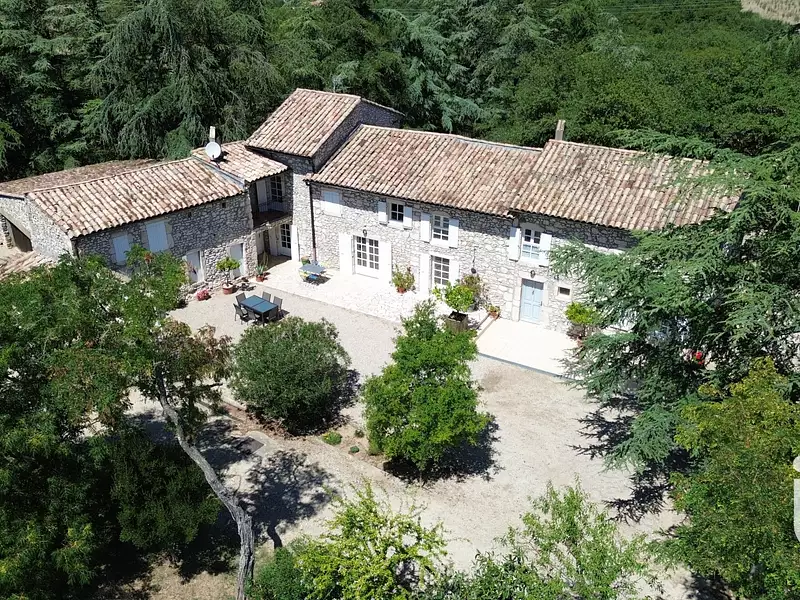 Maison, 195 m²