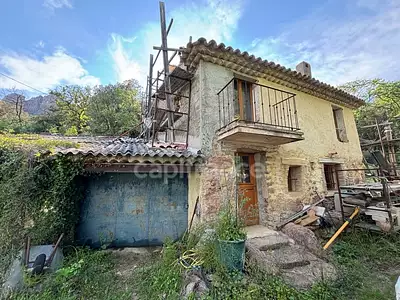 Terrain, 47 984 m²