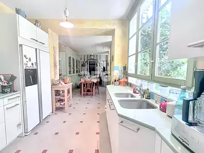 Maison, 290 m²