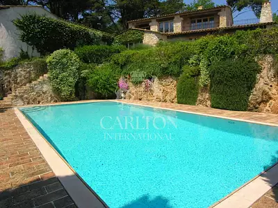 Maison, 250 m²