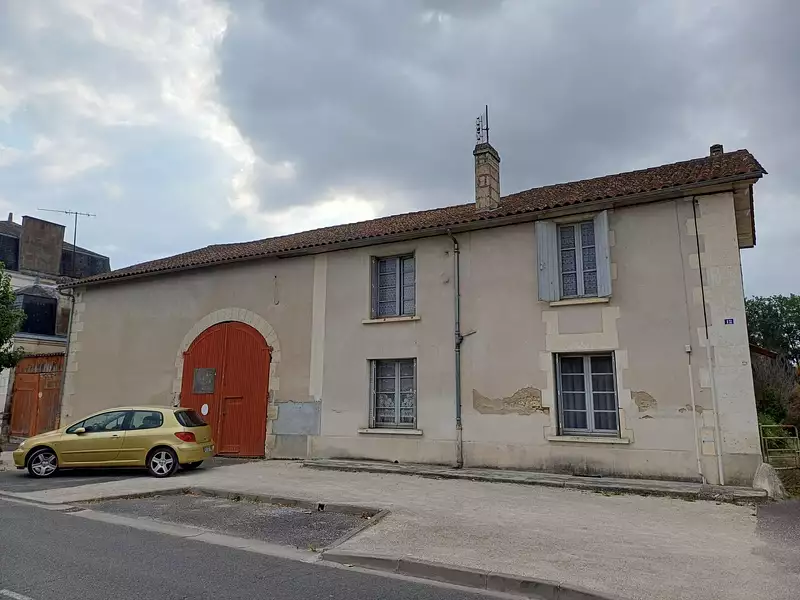 Maison, 146 m²