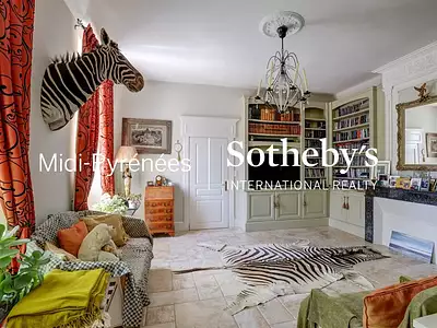 Maison, 728 m²