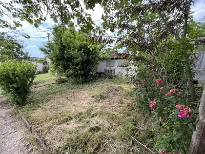 Terrain, 600 m²
