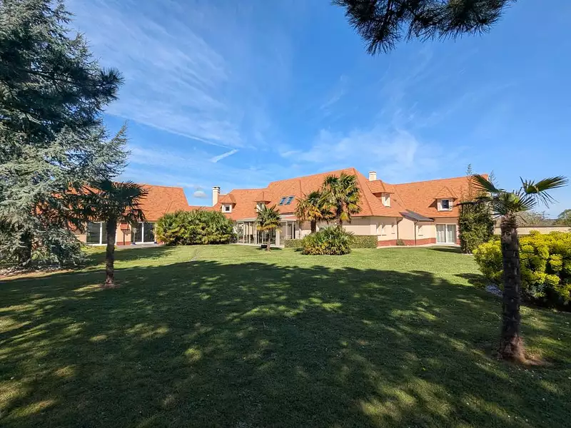Maison, 501 m²
