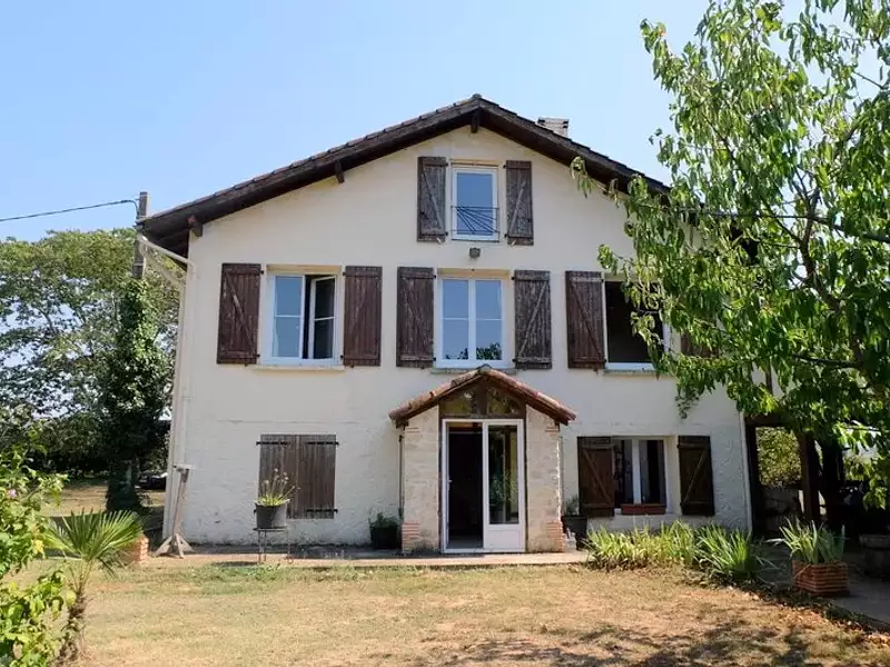 Maison, 180 m²