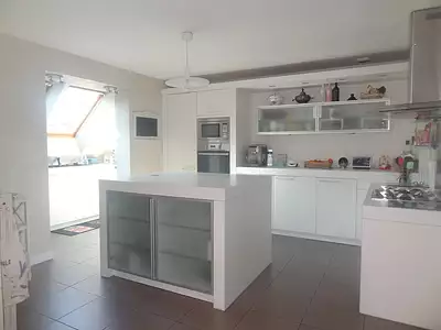 Maison, 214 m²