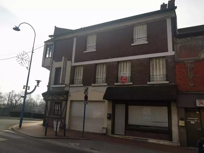 Maison, 230 m²