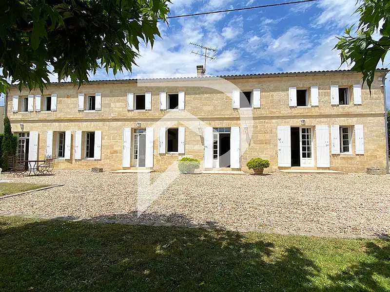 Maison, 349 m²