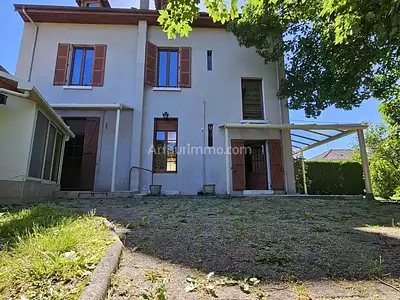 Immeuble, 302 m²