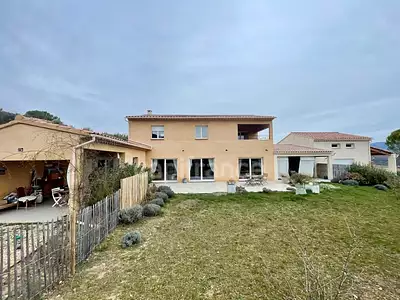 Maison, 308 m²