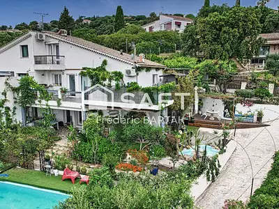 Maison, 156 m²