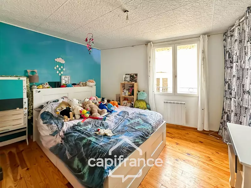 Maison, 197 m²