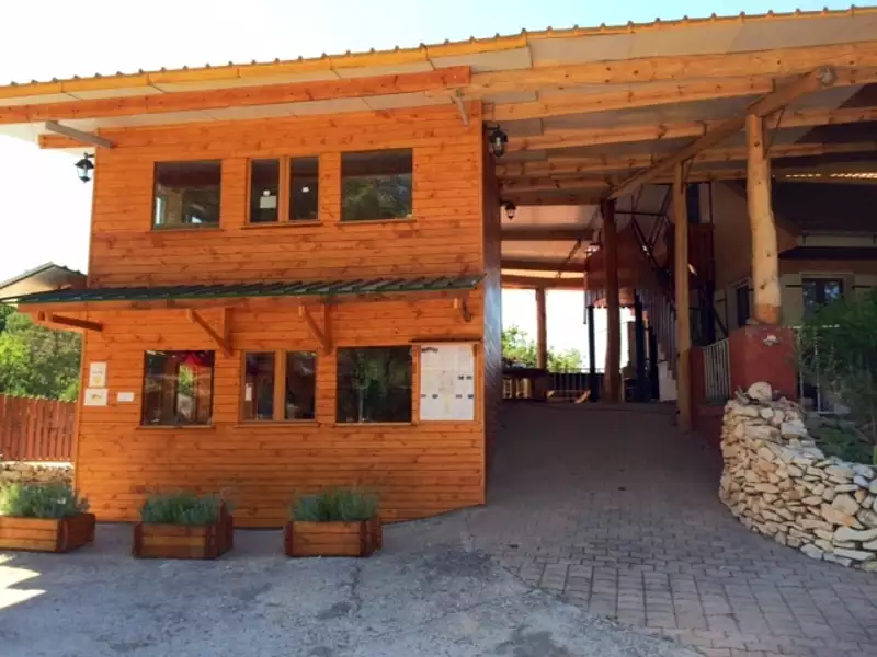 Terrain, 160 000 m²