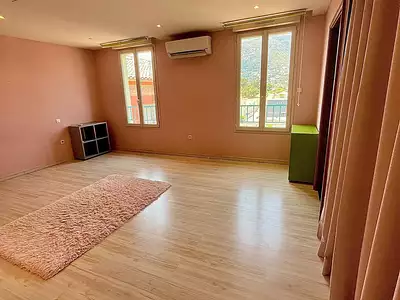 Appartement, 235 m²