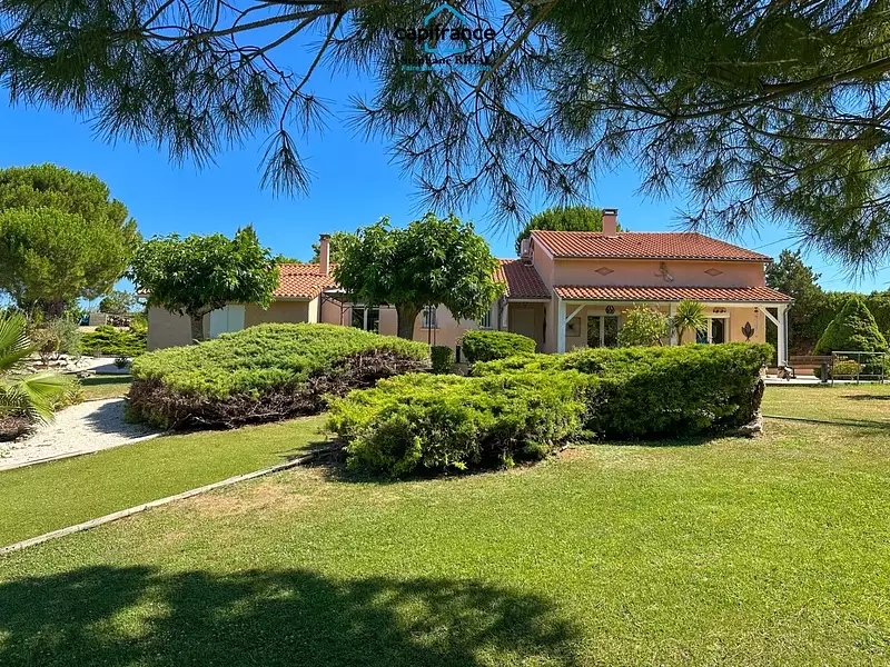 Maison, 170 m²
