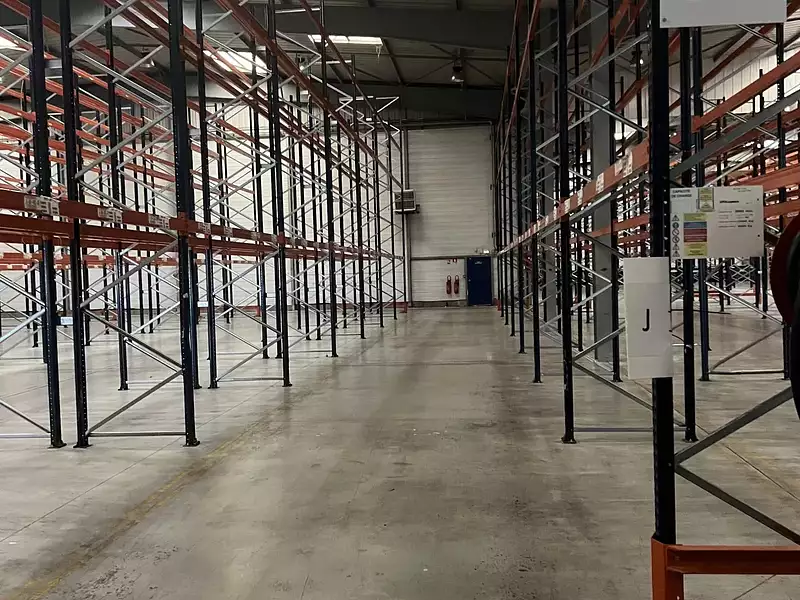Divers, 6 700 m²