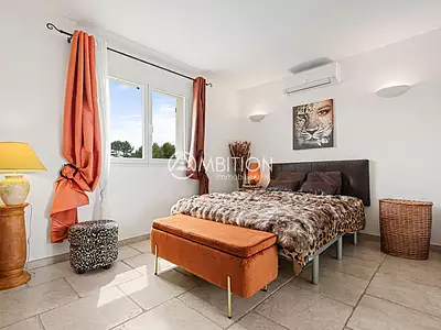 Maison, 267 m²