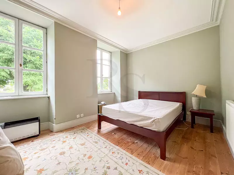 Maison, 630 m²