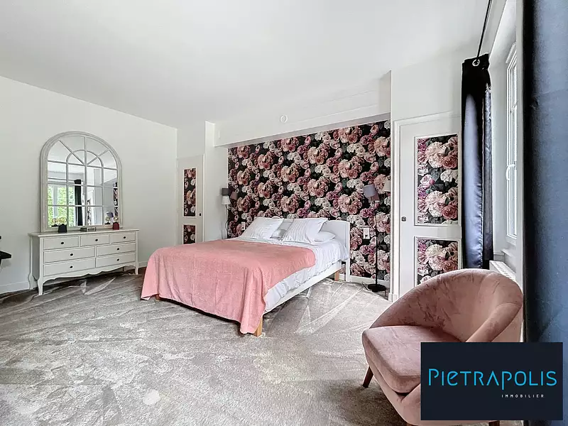 Maison, 380 m²