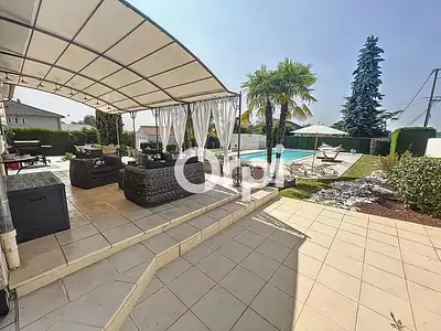 Maison, 155 m²