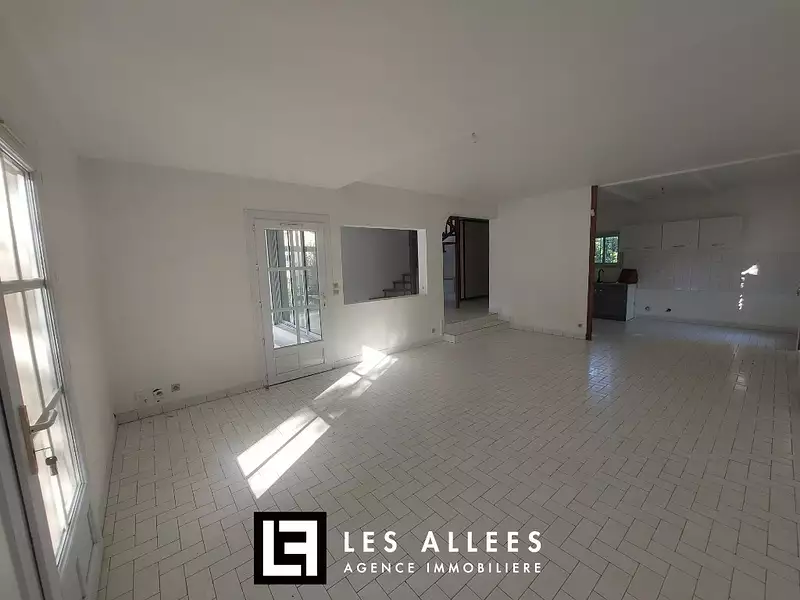 Maison, 106 m²