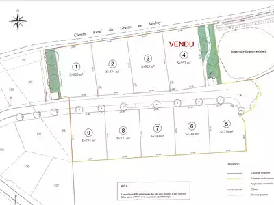 Terrain, 744 m²