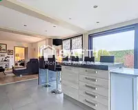 Maison, 196 m²