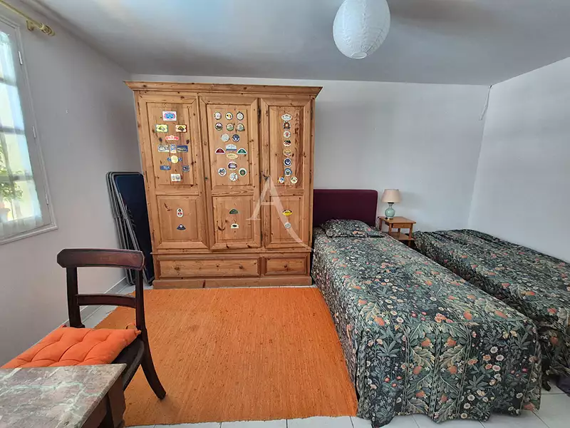 Maison, 161 m²