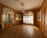 Maison, 972 m²
