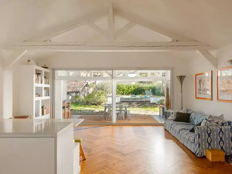 Maison, 196 m²