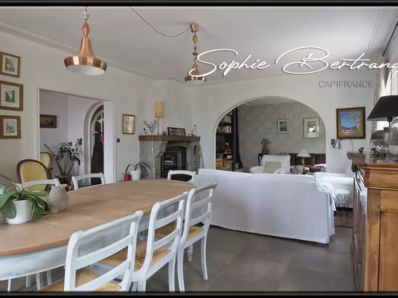 Maison, 236 m²